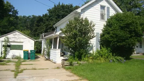 123 Boman, Flushing, MI 48433