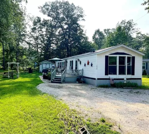 1859 Pratt Lk, Gladwin, MI 48624