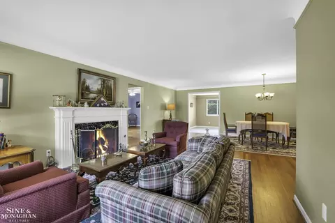 19650 E Kings, Grosse Pointe Woods, MI 48236 photo 3