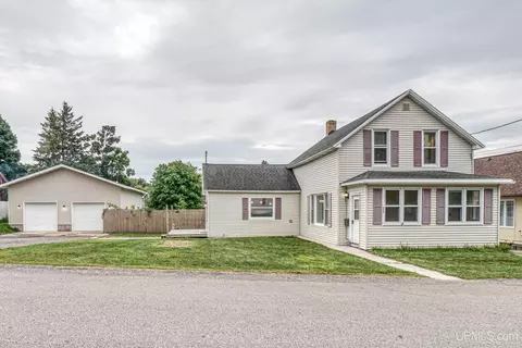 509 E Main, Iron Mountain, MI 49801