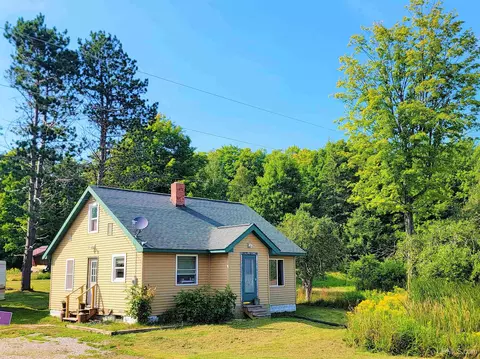 12154 Us41, Pelkie, MI 49958