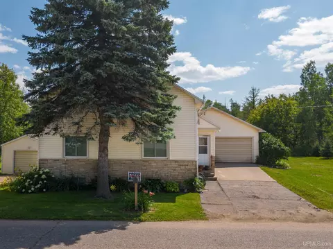 646 Teal Lk, Ishpeming, MI 49849 photo 3