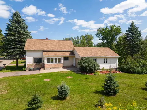 646 Teal Lk, Ishpeming, MI 49849