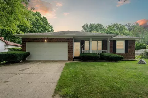 4231 Charter Oak, Flint, MI 48507
