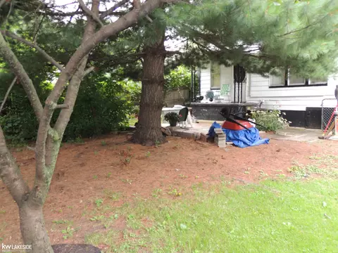 8669 Dodge, Warren, MI 48089 photo 29