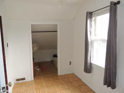 8669 Dodge, Warren, MI 48089 photo 21