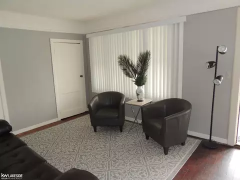 8669 Dodge, Warren, MI 48089 photo 9