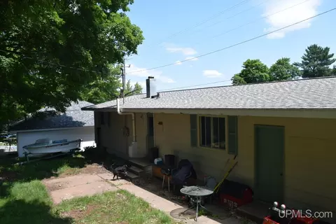 115 Stoneville, Ishpeming, MI 49849 photo 3