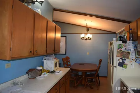 115 Stoneville, Ishpeming, MI 49849 photo 7