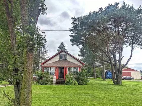 5852 7 Mile, Bay City, MI 48706