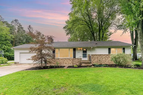 2824 Chippewa, Midland, MI 48640