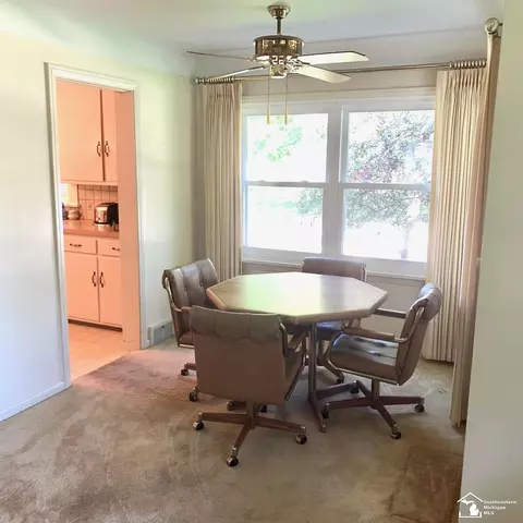2531 E South, Jackson, MI 49201 photo 4