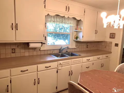 2531 E South, Jackson, MI 49201 photo 6
