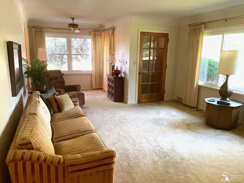 2531 E South, Jackson, MI 49201 photo 3