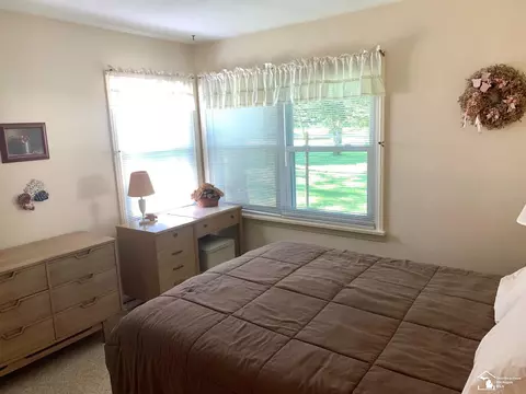 2531 E South, Jackson, MI 49201 photo 9