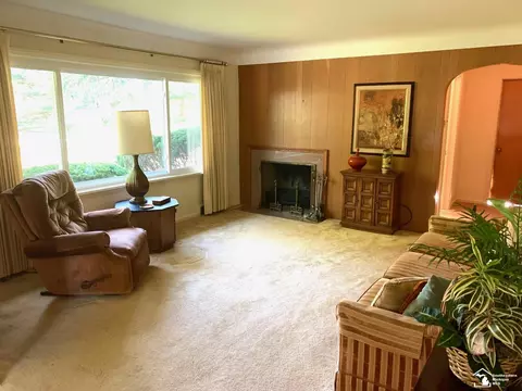 2531 E South, Jackson, MI 49201 photo 2