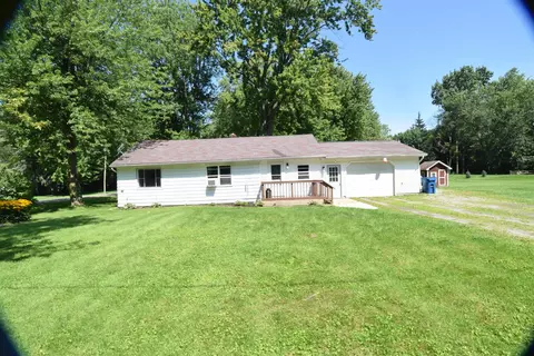 2850 Kiesel, Midland, MI 48642