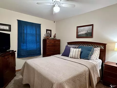 1142 Eagle, Temperance, MI 48182 photo 36