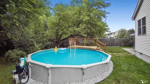 1142 Eagle, Temperance, MI 48182 photo 7