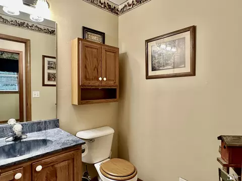 1142 Eagle, Temperance, MI 48182 photo 26