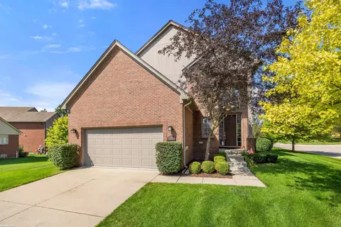 54831 Four Seasons, Shelby Township, MI 48316