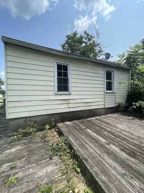 952 Johnson, Flint, MI 48532 photo 4