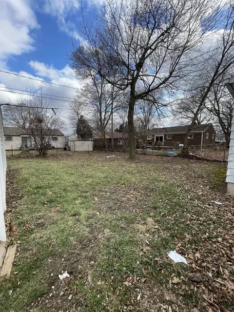 952 Johnson, Flint, MI 48532 photo 6