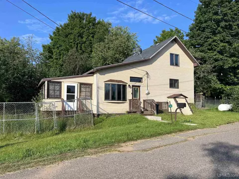 1361 County Road Ak, Champion, MI 49814