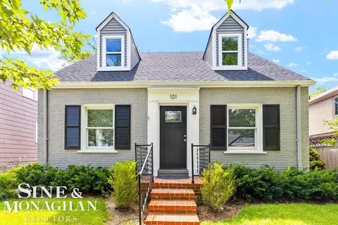 101 Mapleton, Grosse Pointe Farms, MI 48236