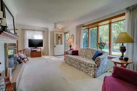 309 Schillman, Flushing, MI 48433 photo 4