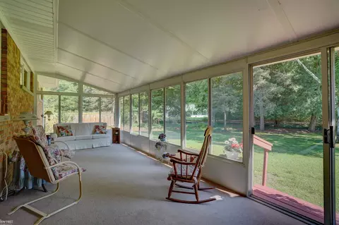 309 Schillman, Flushing, MI 48433 photo 31