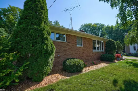 309 Schillman, Flushing, MI 48433 photo 44