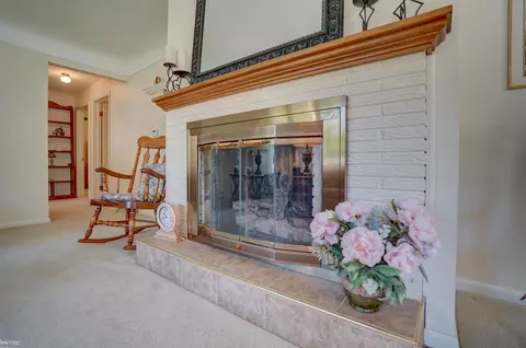 309 Schillman, Flushing, MI 48433 photo 6