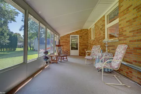 309 Schillman, Flushing, MI 48433 photo 32