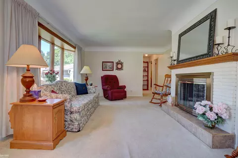 309 Schillman, Flushing, MI 48433 photo 5