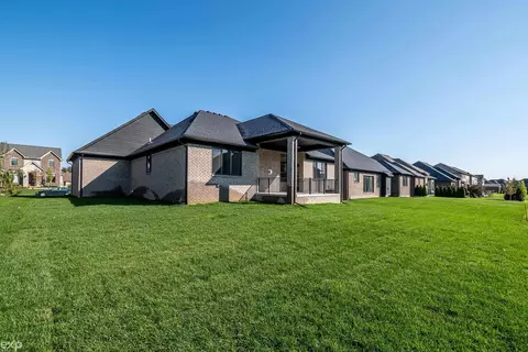 49757 Bingham, Macomb, MI 48044 photo 53