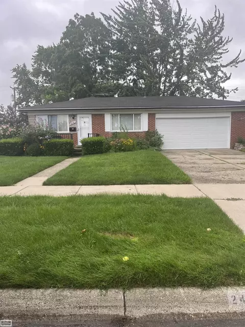 24161 Blackmar, Warren, MI 48091