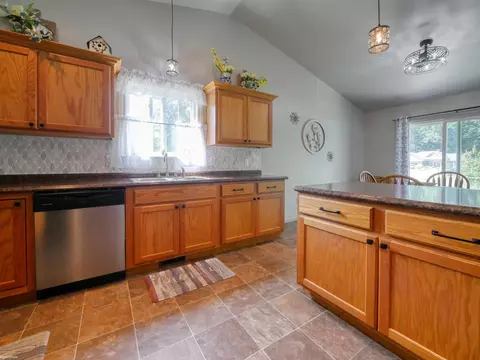 9532 Amy, Algonac, MI 48001 photo 12
