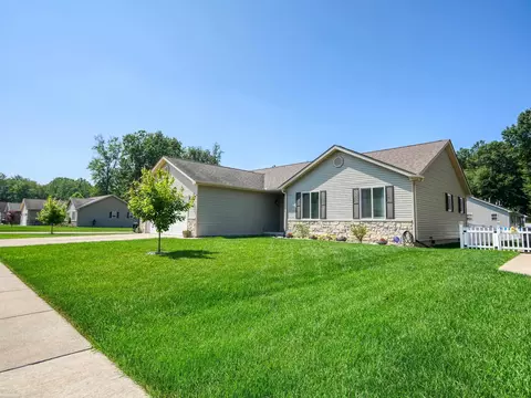 9532 Amy, Algonac, MI 48001 photo 2