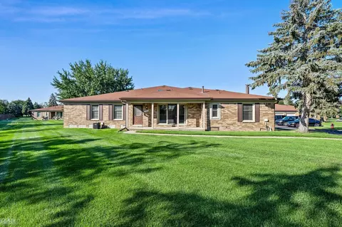 14956 Hartford #11, Shelby Township, MI 48315