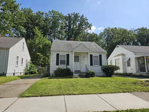 6330 Radnor, Detroit, MI 48224