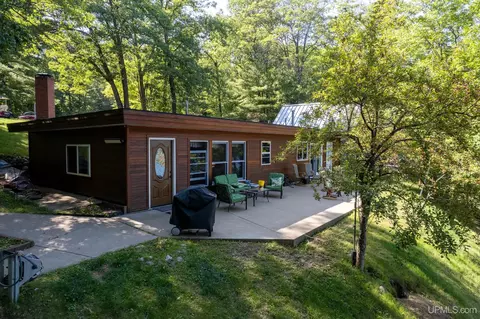 3922 W Lake Ellwood, Florence, WI 54121