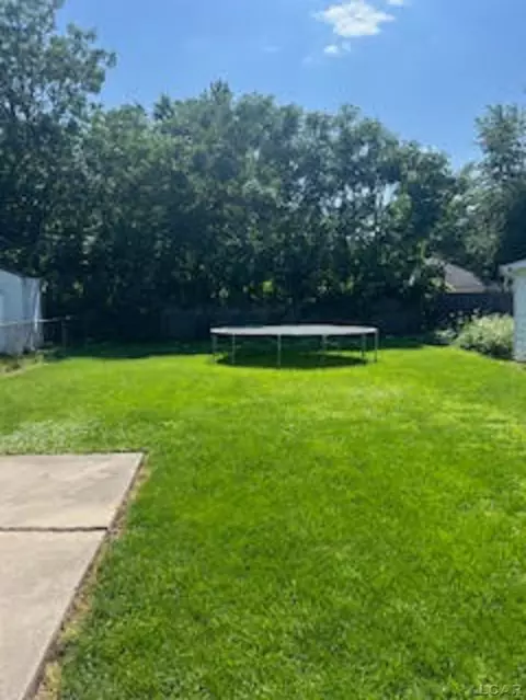 1016 E Maple, Adrian, MI 49221 photo 19