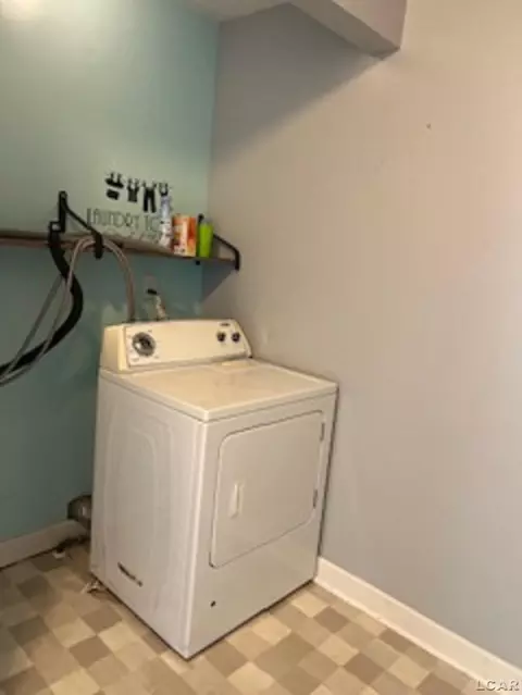 1016 E Maple, Adrian, MI 49221 photo 10
