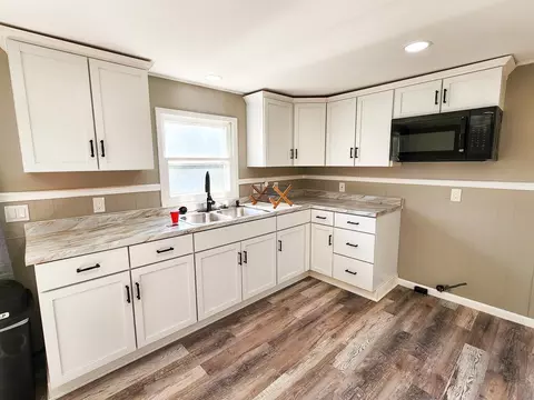 4258 Dan, Harrison, MI 48625 photo 8