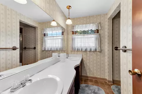 2091 Jeffrey, Troy, MI 48085 photo 17