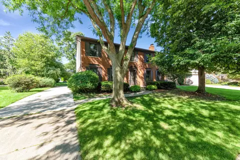 2091 Jeffrey, Troy, MI 48085