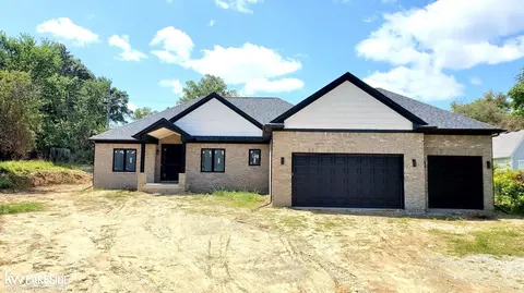 60525 Raintree, Washington, MI 48094