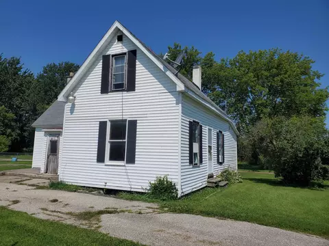 303 Mills, Croswell, MI 48422