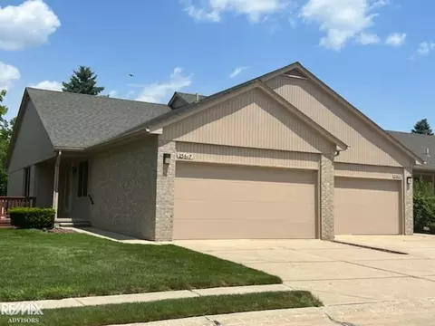 23617 Northport, Clinton Township, MI 48036